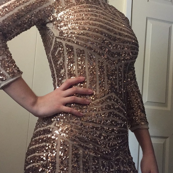 Rose gold sequent body con dress - Picture 1 of 6